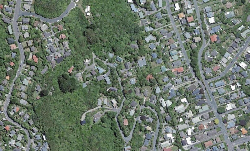 72 Chamberlain Road, Karori, Wellington - Carousel 1