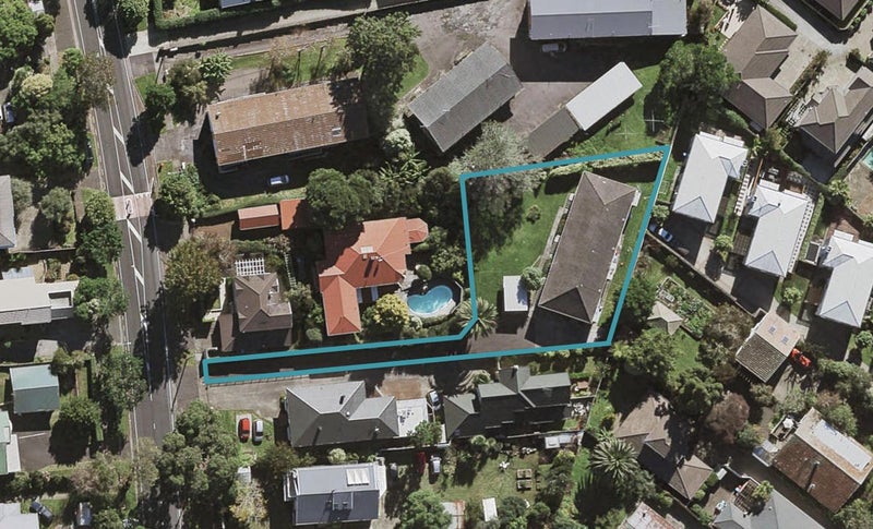 1/15 Wheturangi Road, Greenlane, Auckland - Carousel 1
