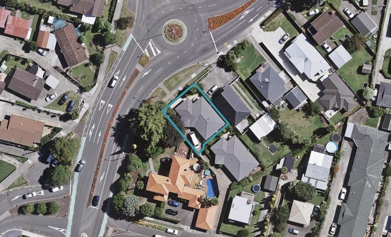 2B Peddie Street, Taradale, Napier - Carousel 1