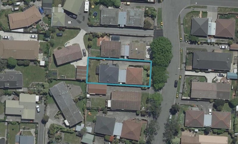 1/19 Salford Avenue, Redwood, Christchurch - Carousel 1