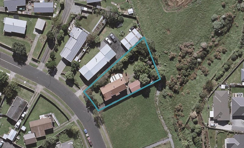 7 Silvan Place, Bell Block, New Plymouth - Carousel 1