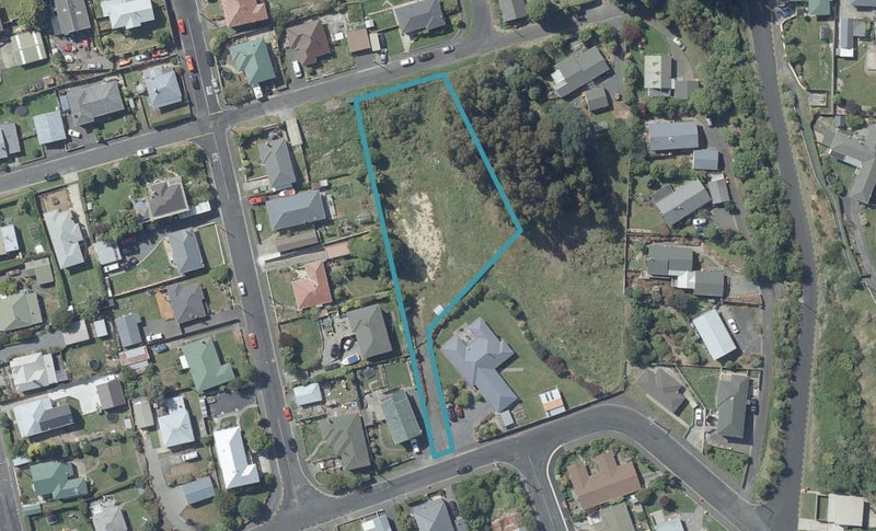 20 Paterson Street, Abbotsford, Dunedin - Carousel 1