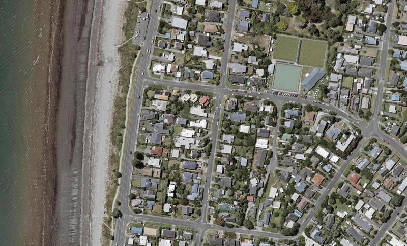 96A Seaview Road, Paraparaumu Beach, Paraparaumu - Carousel 1