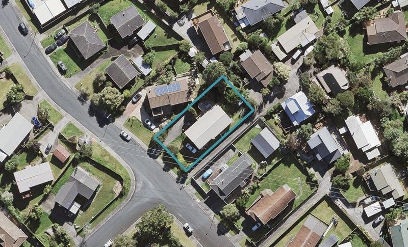 25 Hale Crescent, Bayview, Auckland - Carousel 1