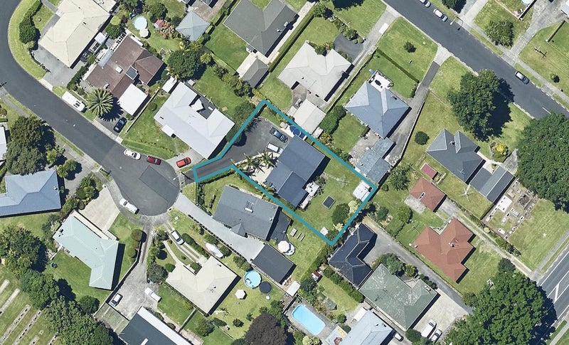 18 Kiwi Crescent, Tauranga South, Tauranga - Carousel 1