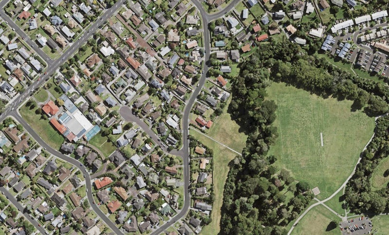 53 Vintage Drive, Henderson, Auckland - Carousel 1
