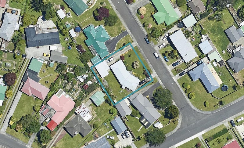 4 Campbell Place, Pukehangi, Rotorua - Carousel 1