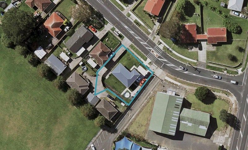 327 Bairds Road, Otara, Auckland - Carousel 1