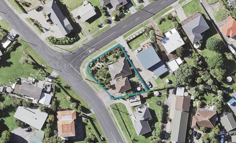 1 Craig Road, Maraetai, Auckland - Carousel 1