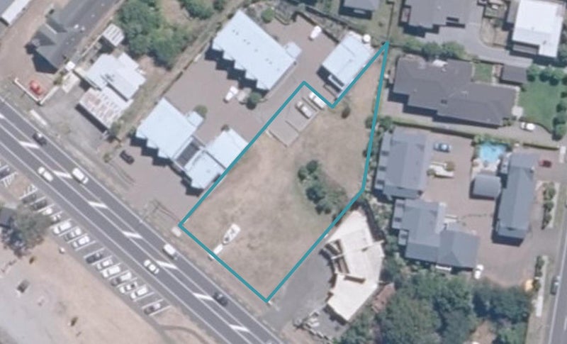 142 Lake Terrace, Taupo - Carousel 1