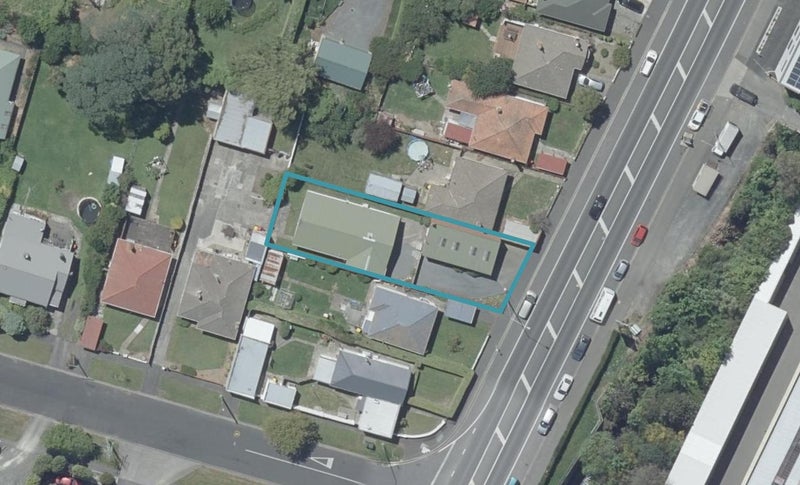 230 Kaikorai Valley Road, Bradford, Dunedin - Carousel 1