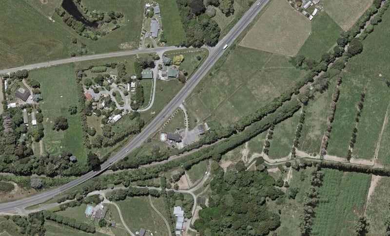 456 State Highway 1, Otaki - Carousel 1