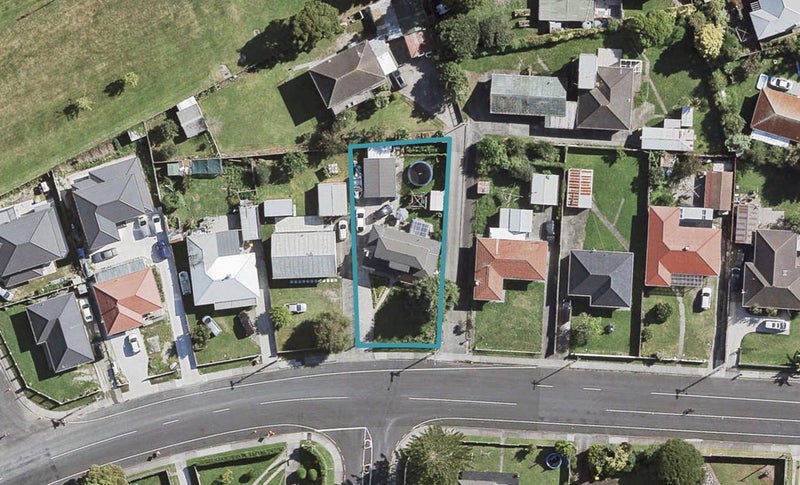 38 McAnnalley Street, Manurewa East, Auckland - Carousel 1