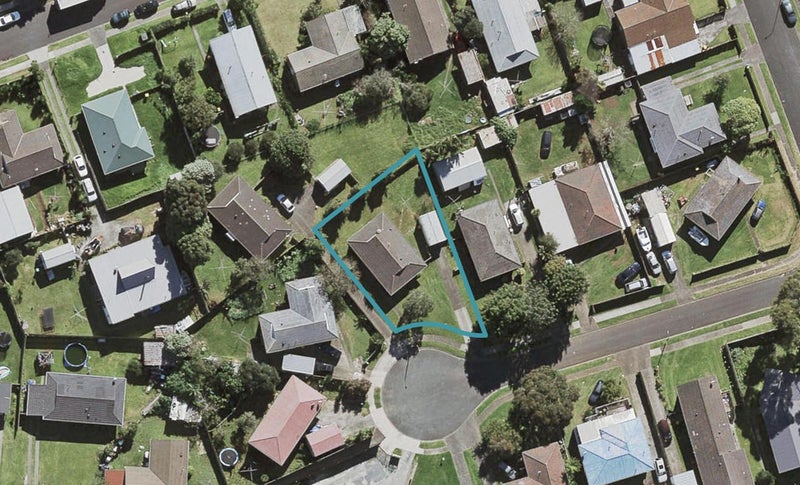 7 Ettrick Place, Mangere East, Auckland - Carousel 1