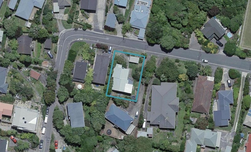 61 Frankmoore Avenue, Johnsonville, Wellington - Carousel 1