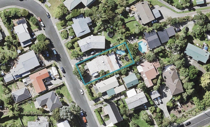7 MacNay Way, Murrays Bay, Auckland - Carousel 1