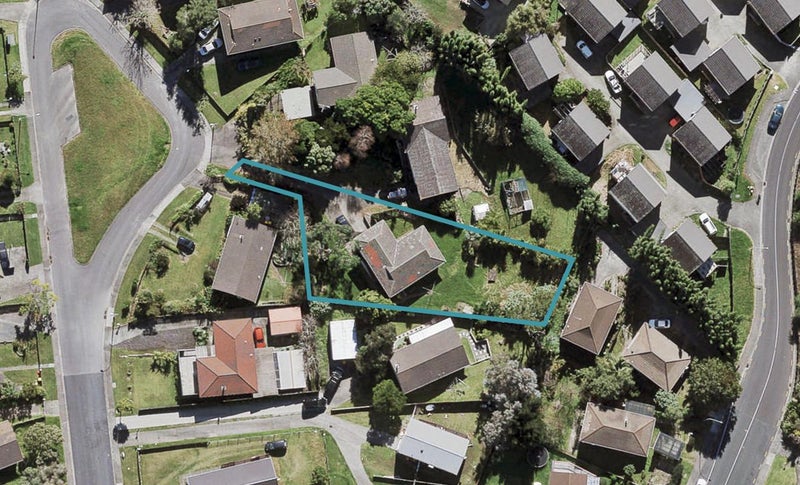 65 Cedar Heights Avenue, Massey, Auckland - Carousel 1