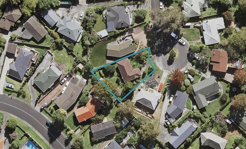 19 Linley Place, Hillcrest, Auckland - Carousel 1