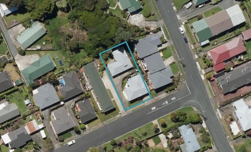 4B Braintree Street, Te Kamo, Whangarei - Carousel 1