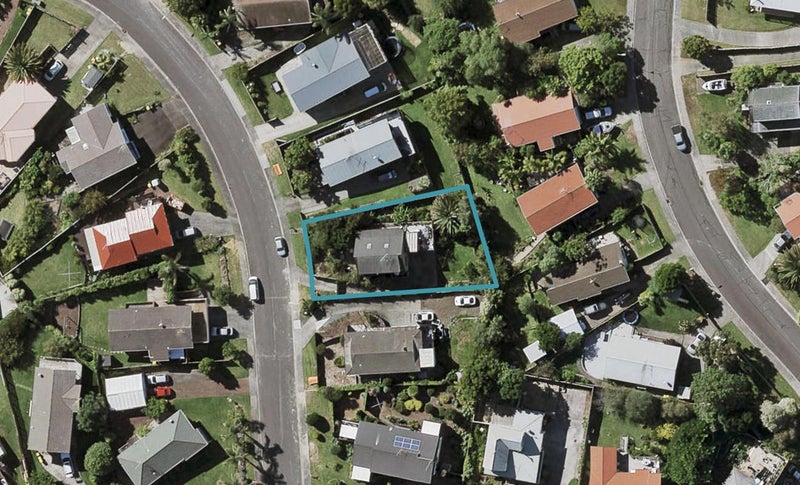 5 Cassandra Grove, Totara Vale, Auckland - Carousel 1