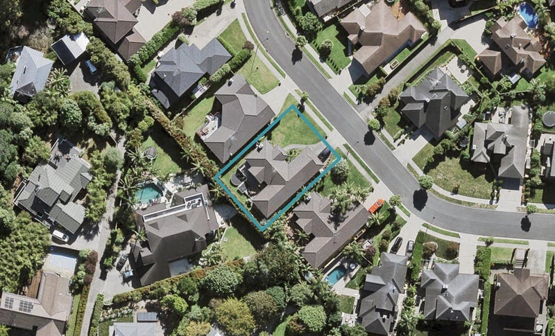 17 Dressage Lane, Greenhithe, Auckland - Carousel 1