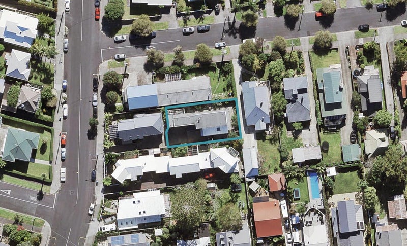479A Point Chevalier Road, Point Chevalier, Auckland - Carousel 1