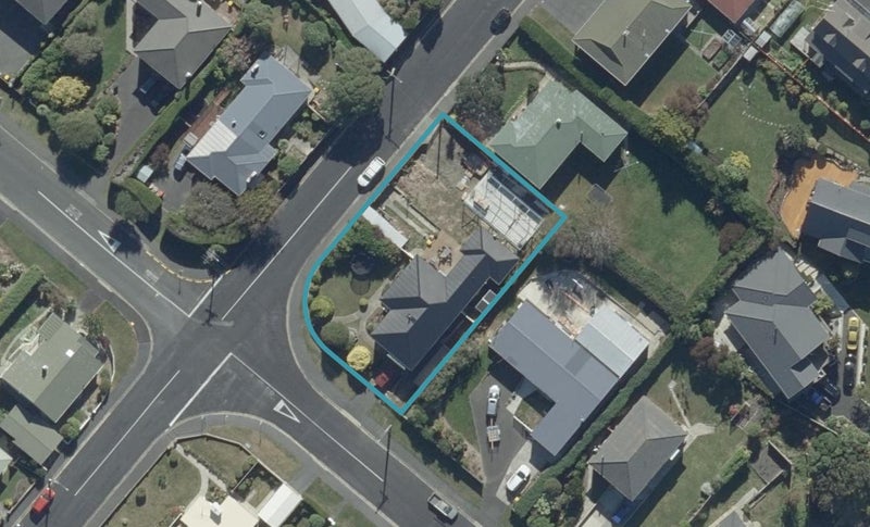 81 Dunrobin Street, Waverley, Dunedin - Carousel 1