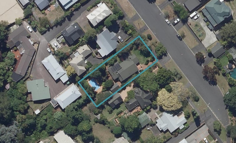 29 Anglesea Street, Hamilton Central, Hamilton - Carousel 1
