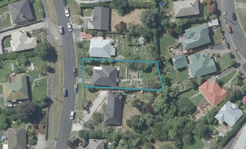 14 Quarry Road, Green Island, Dunedin - Carousel 1