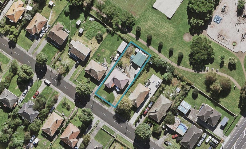 7 Denny Avenue, Wesley, Auckland - Carousel 1