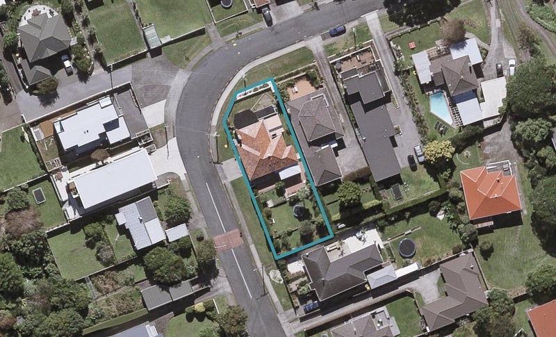 23 Lismore Street, Strandon, New Plymouth - Carousel 1