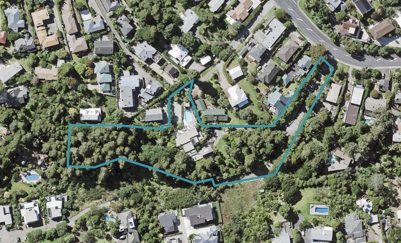 252 Beach Road, Campbells Bay, Auckland - Carousel 1