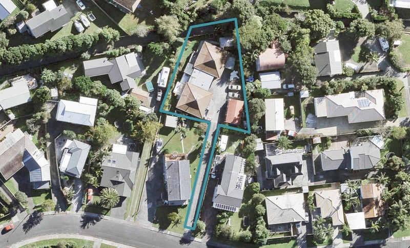 1/33 Walton Street, Red Beach, Whangaparāoa - Carousel 1
