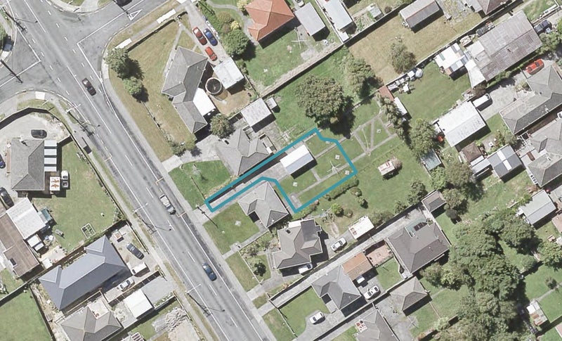 35B Main RD, HOMEDALE, WAINUIOMATA - Carousel 1