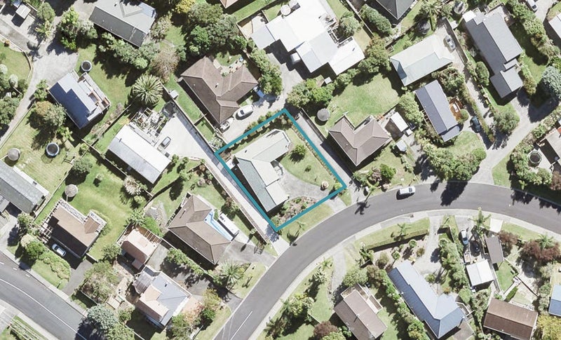 7 Jean Place, Stanmore Bay, Whangaparaoa - Carousel 1