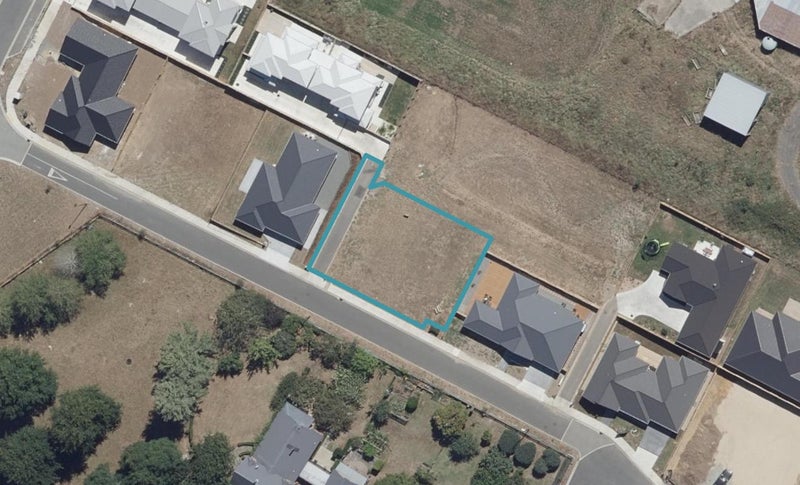 10 Faber Place, Rototuna North, Hamilton - Carousel 1