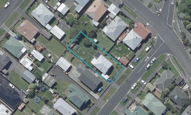 6 Crest Street, Tainui, Dunedin - Carousel 1
