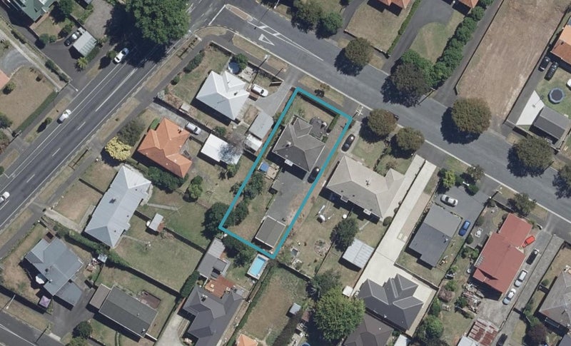 45 Matai Street, Maeroa, Hamilton - Carousel 1