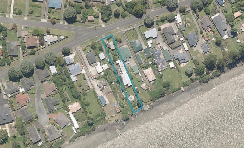 17 Balgownie Avenue, Gonville, Whanganui - Carousel 1