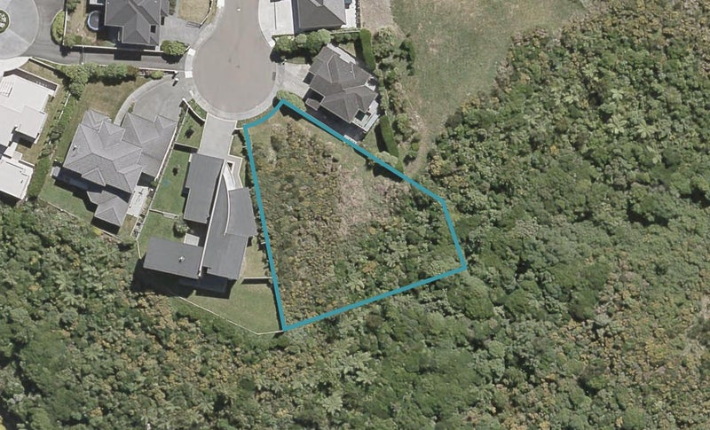 4 Boronia Grove, Maungaraki, Lower Hutt - Carousel 1