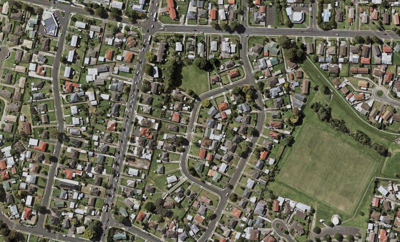 8A Clutha Crescent, Clover Park, Auckland - Carousel 1