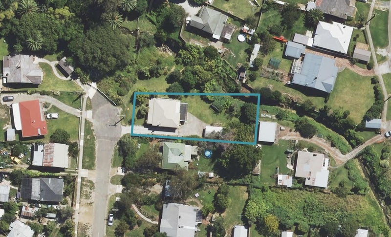 26 Parau Street, Kaiti, Gisborne - Carousel 1