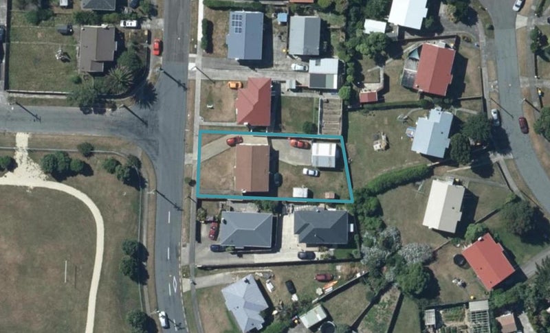 47 Piko Street, Titahi Bay, Porirua - Carousel 1