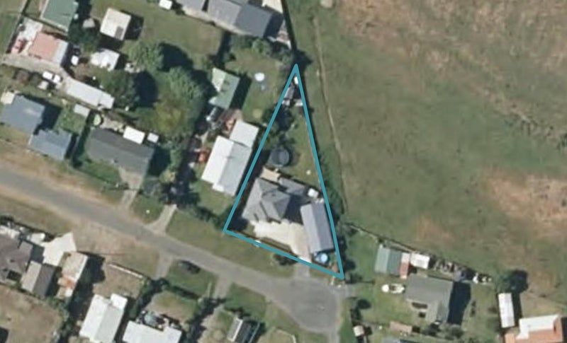 3 Hopcroft Street, Foxton Beach, Foxton - Carousel 1