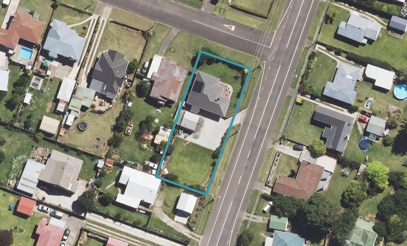 2 Oates Street, Elgin, Gisborne - Carousel 1