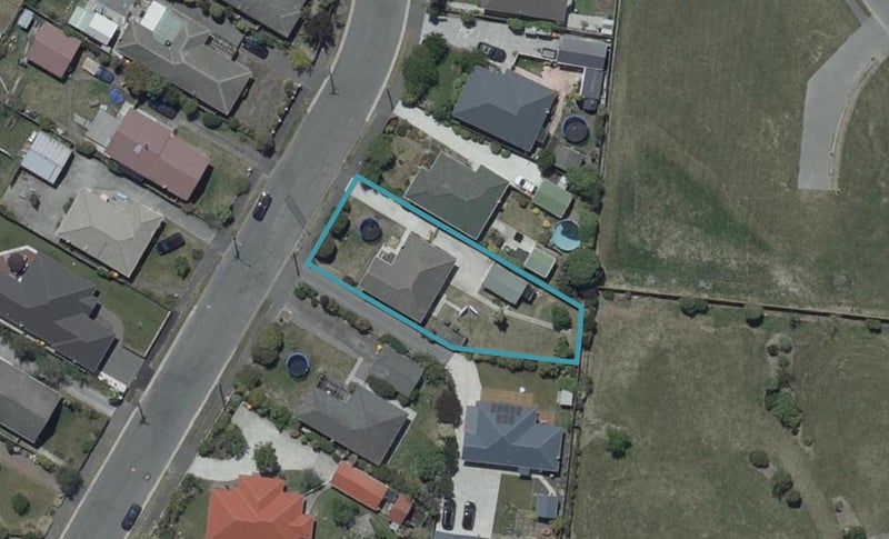19 Vivian Street, Burwood, Christchurch - Carousel 1