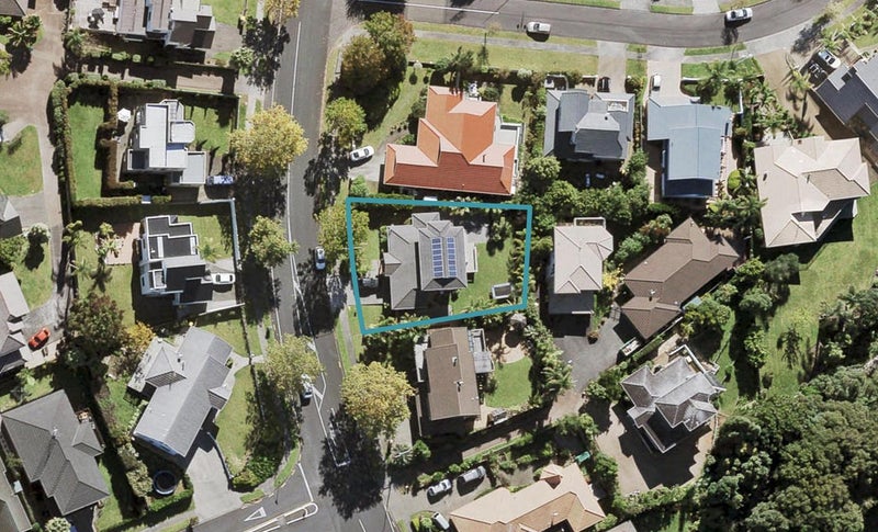 52 Marina View Drive, West Harbour, Auckland - Carousel 1