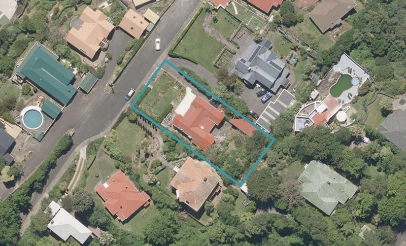 12 Rees Street, Durie Hill, Whanganui - Carousel 1