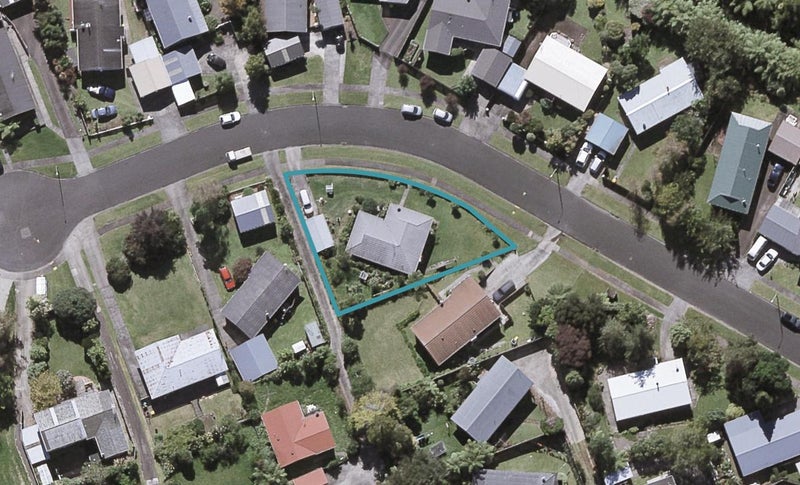 15 Salcombe Terrace, Welbourn, New Plymouth - Carousel 1