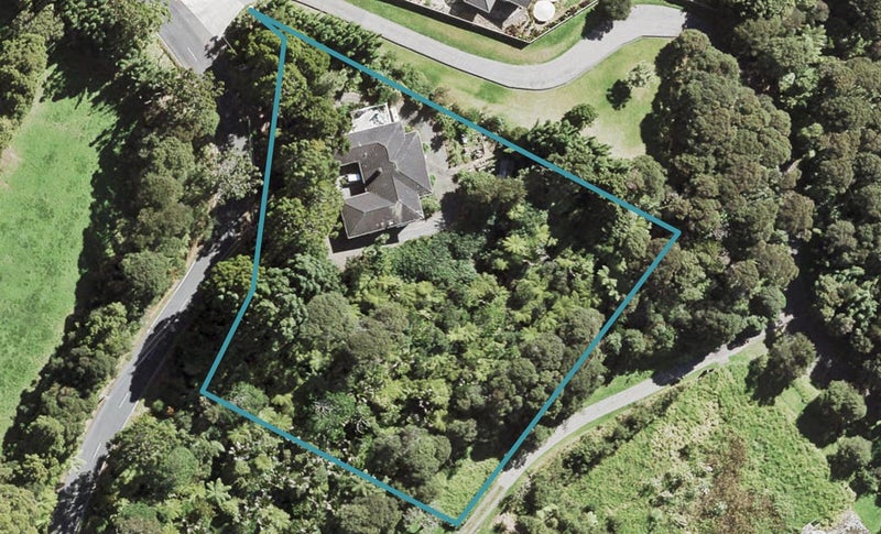 120 Carter Road, Oratia, Auckland - Carousel 1